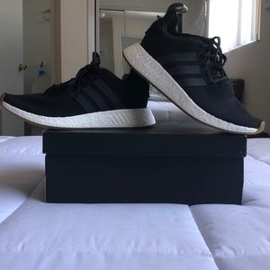 Adidas NMD R2 Black & White
